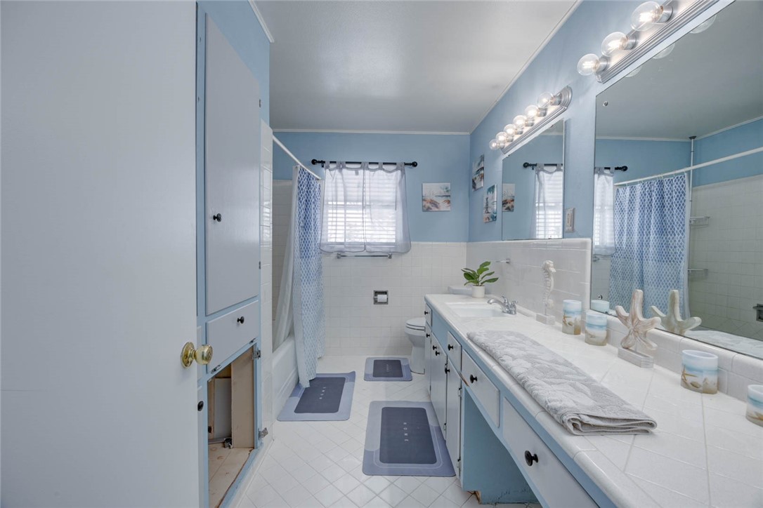 1038 Herndon St Property Photo 20