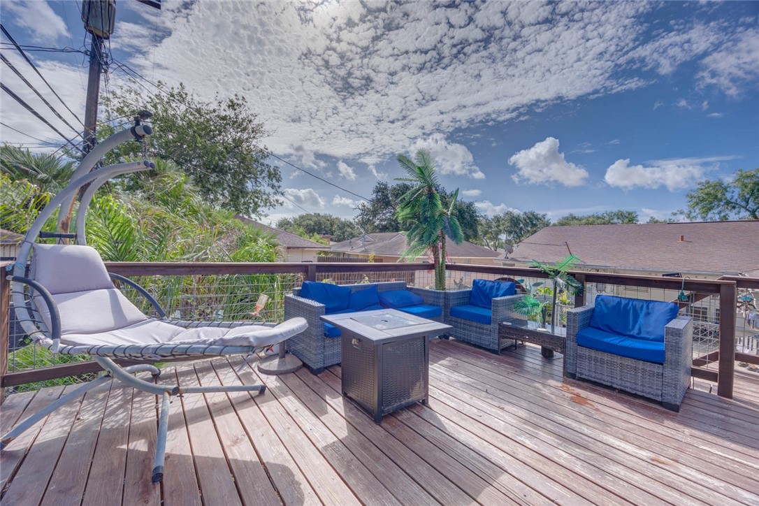 1038 Herndon St Property Photo 33