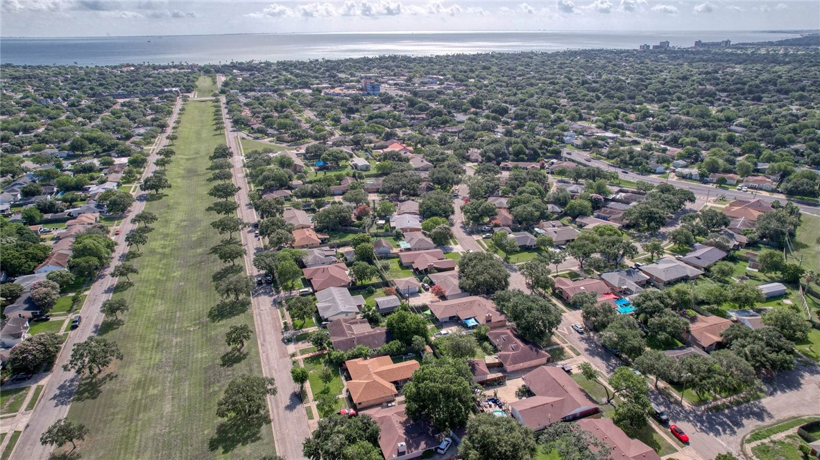 1038 Herndon St Property Photo 37