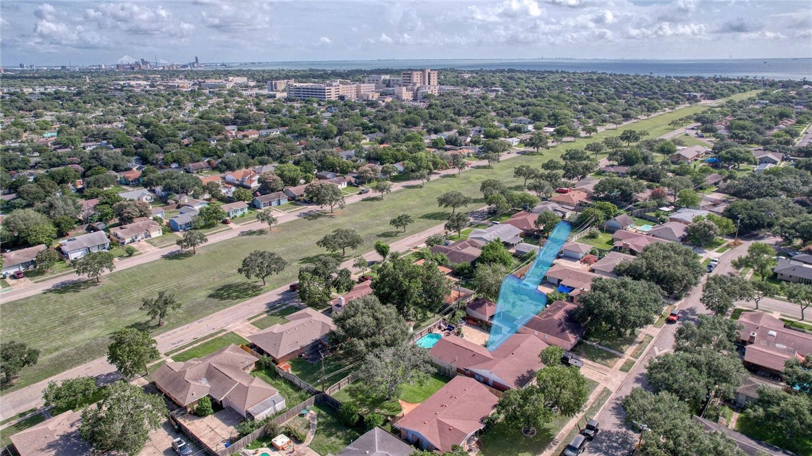 1038 Herndon St Property Photo 39