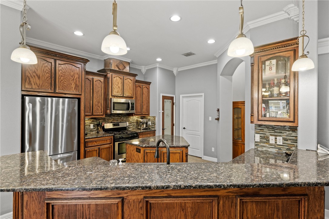8245 Rock Crest Dr Property Photo 7