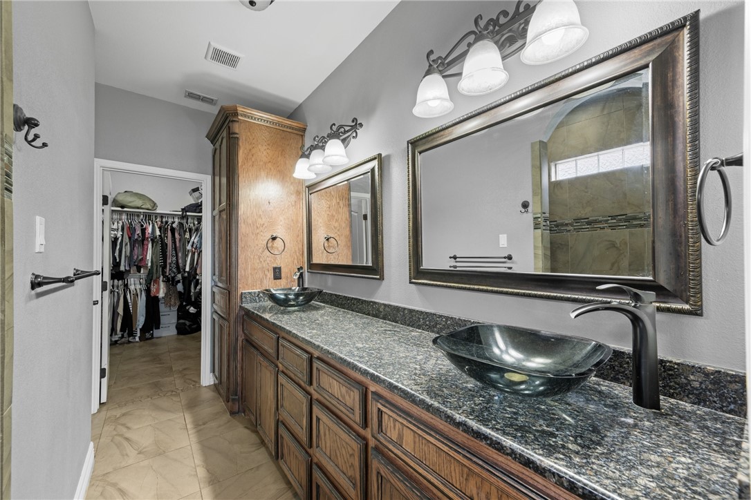 8245 Rock Crest Dr Property Photo 11