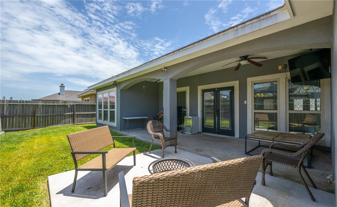 8245 Rock Crest Dr Property Photo 18