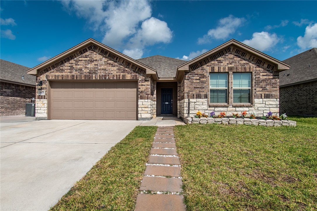 7821 Salais Dr Property Photo 1