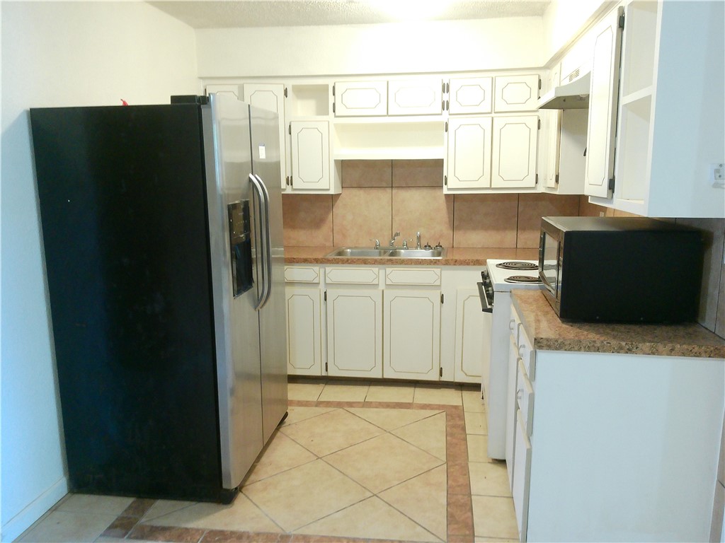 2701 Nemec St 2 Property Photo 8