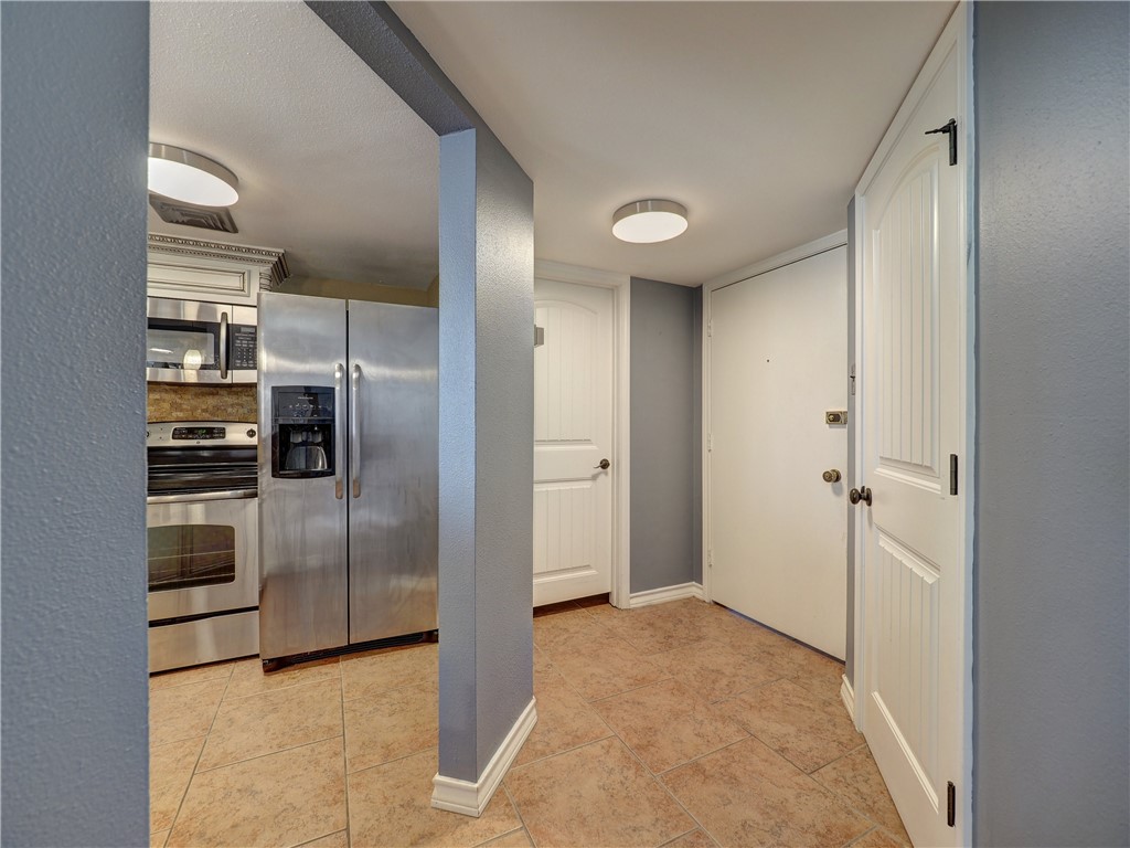 15002 Windward Dr 207 Property Photo 15