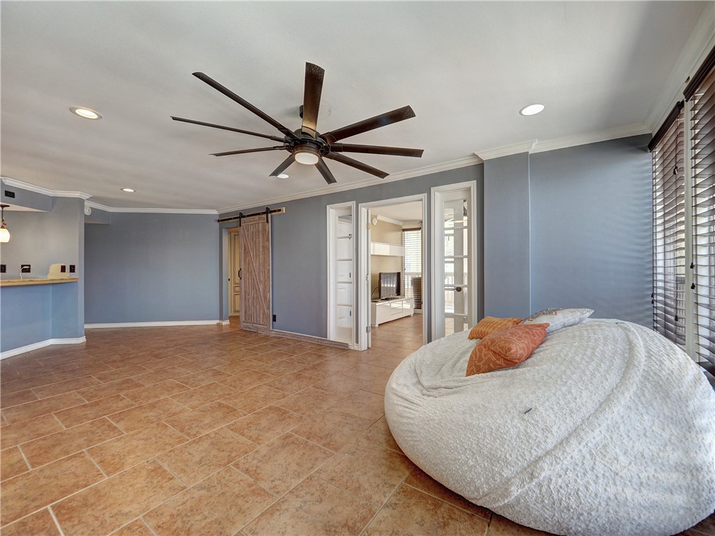 15002 Windward Dr 207 Property Photo 17