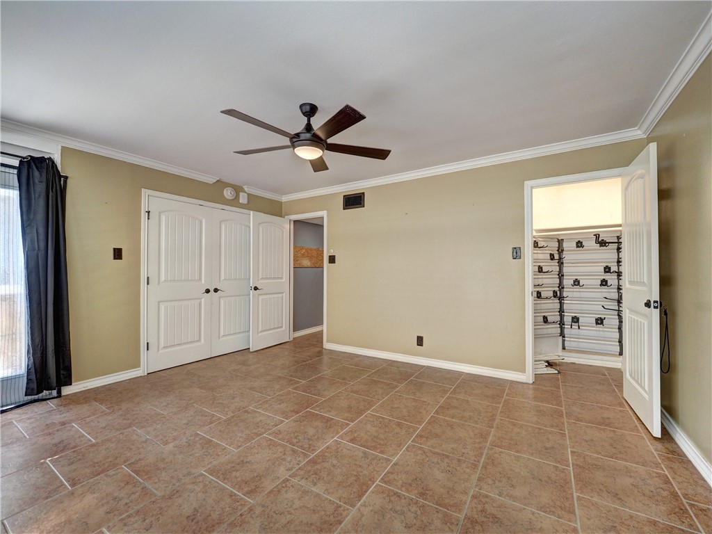 15002 Windward Dr 207 Property Photo 20