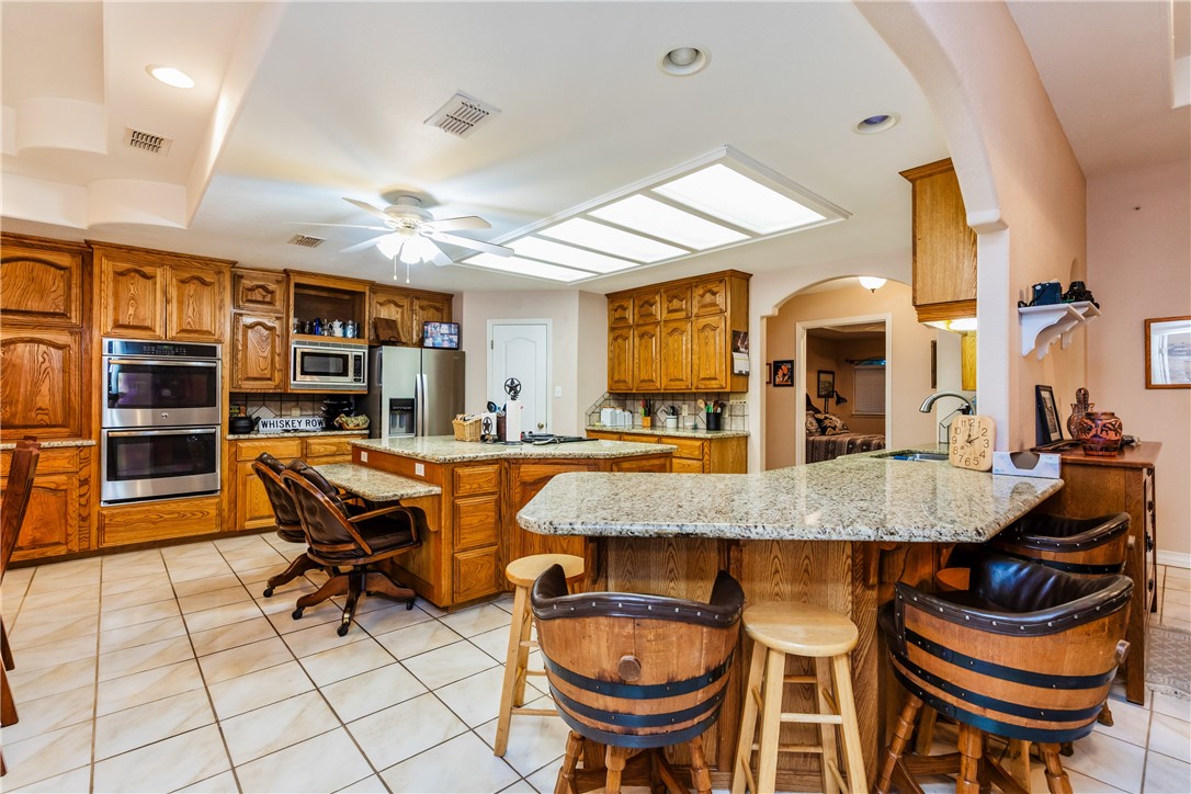 2017 E Fm 1717 Property Photo 9