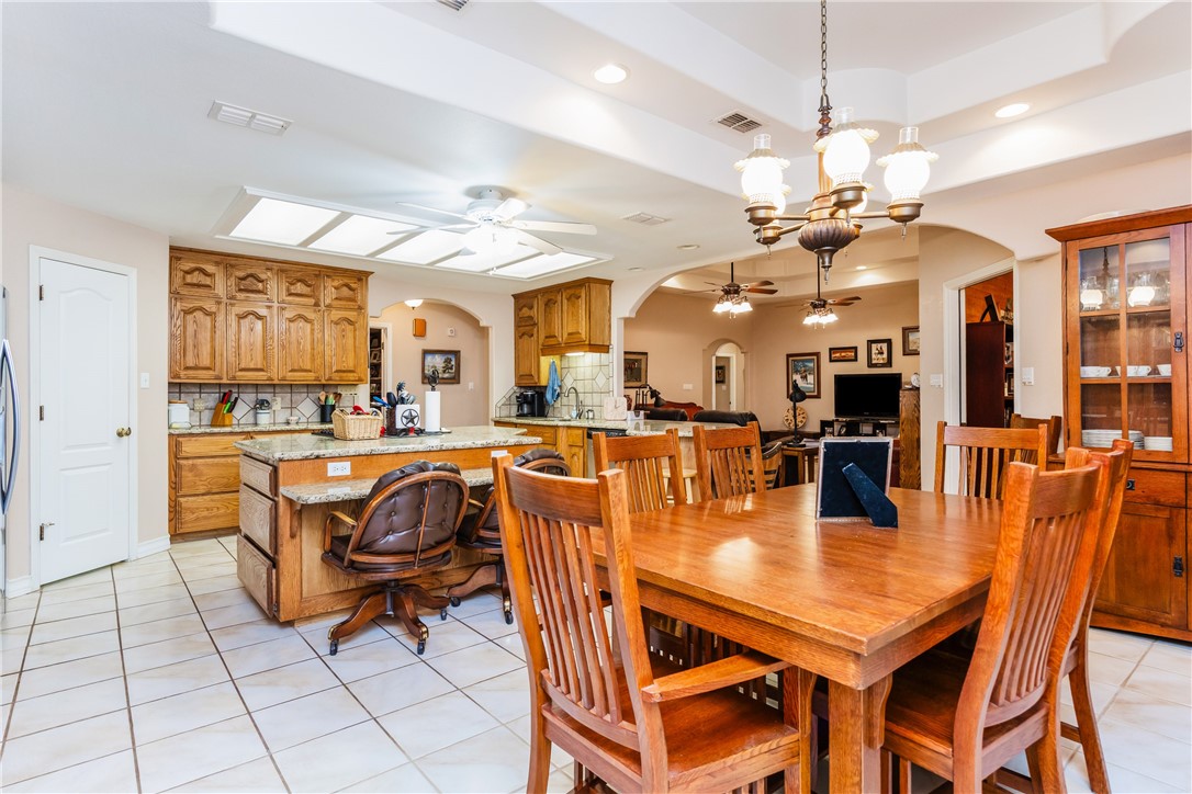 2017 E Fm 1717 Property Photo 15