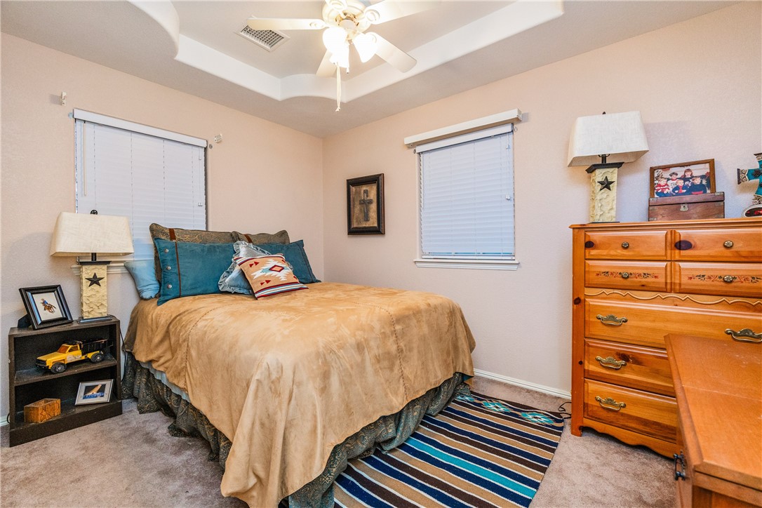 2017 E Fm 1717 Property Photo 29