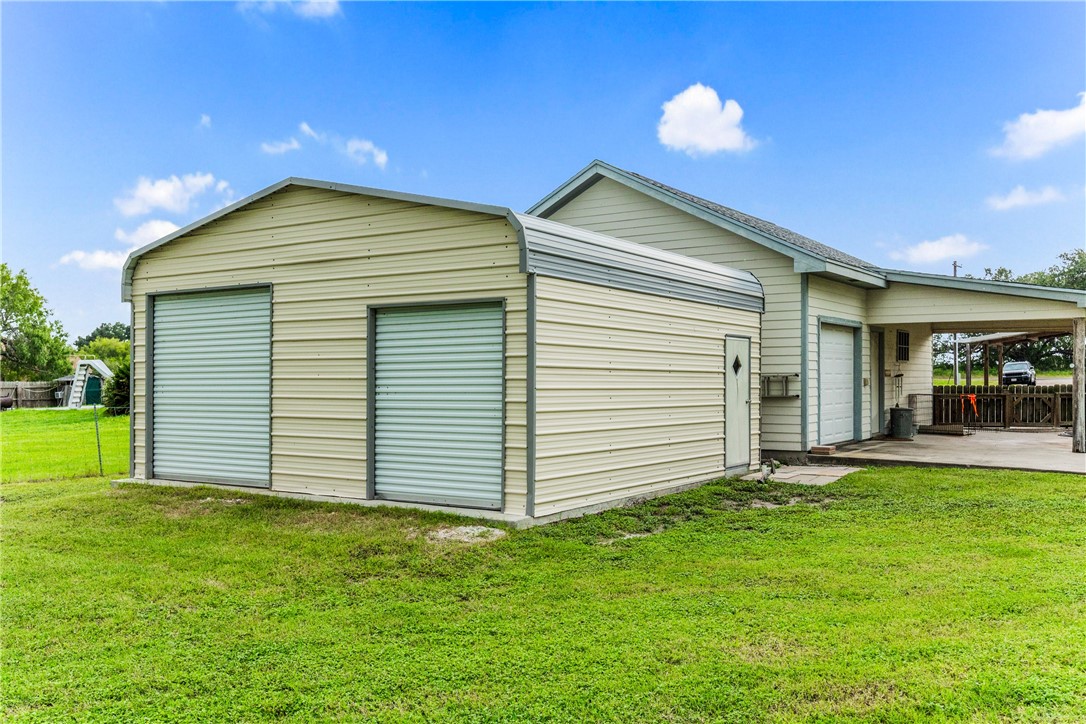 2017 E Fm 1717 Property Photo 35