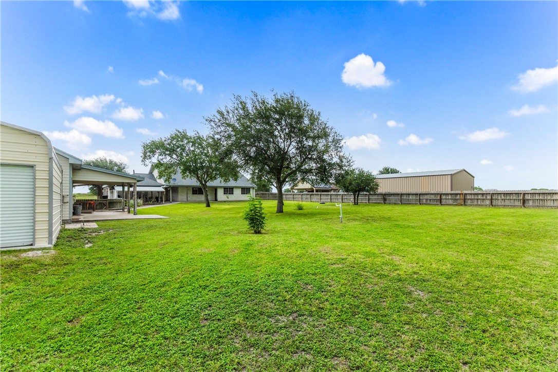 2017 E Fm 1717 Property Photo 37