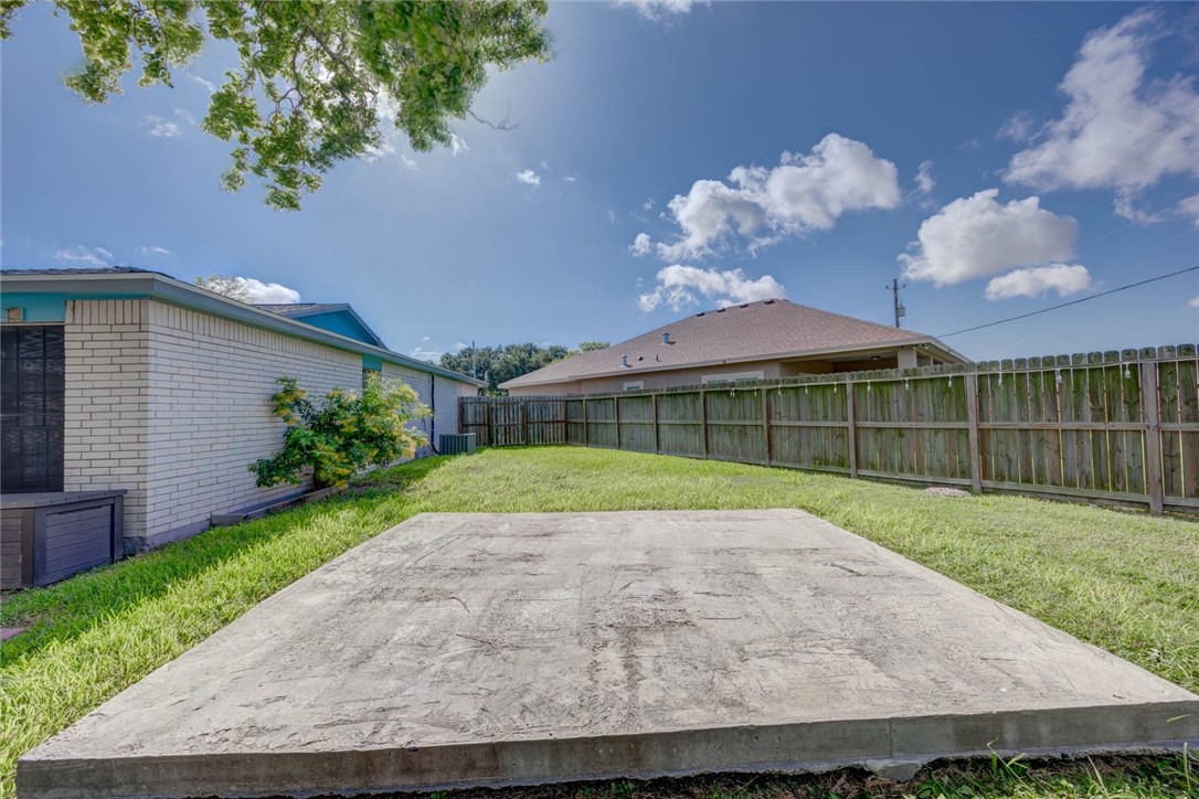 3333 Halfpenny St Property Photo 6
