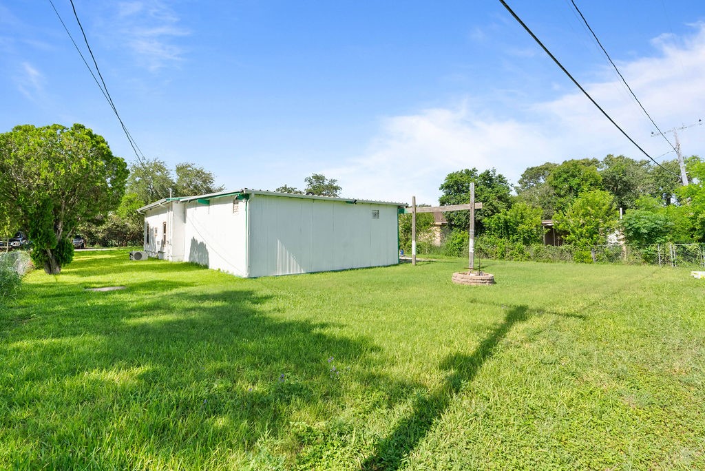 809 Hickey St Property Photo 19