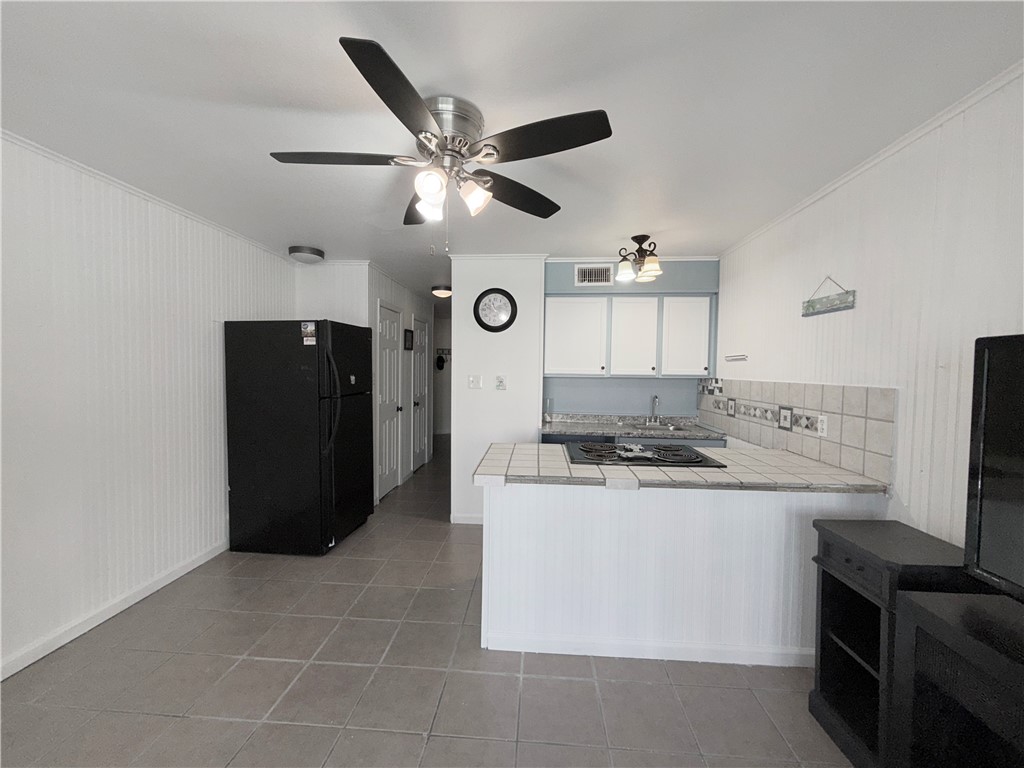 3938 Surfside Blvd 2141 Property Photo 6