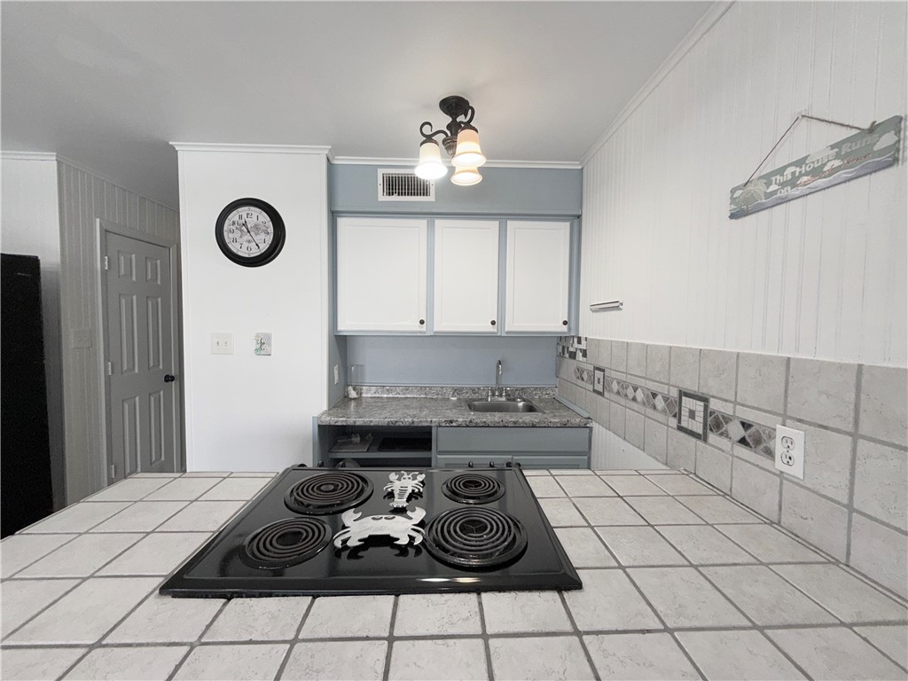 3938 Surfside Blvd 2141 Property Photo 7