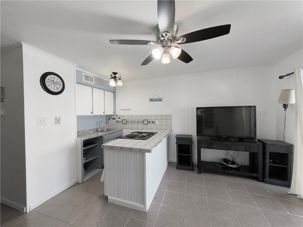 3938 Surfside Blvd 2141 Property Photo 10