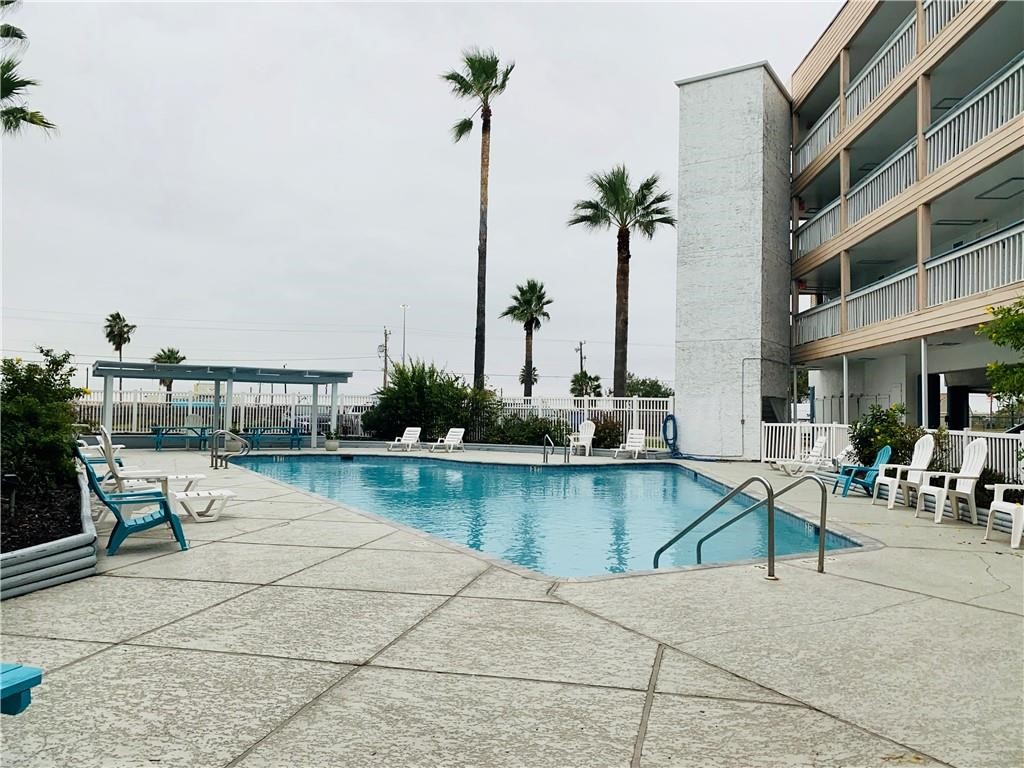 3938 Surfside Blvd 2141 Property Photo 24