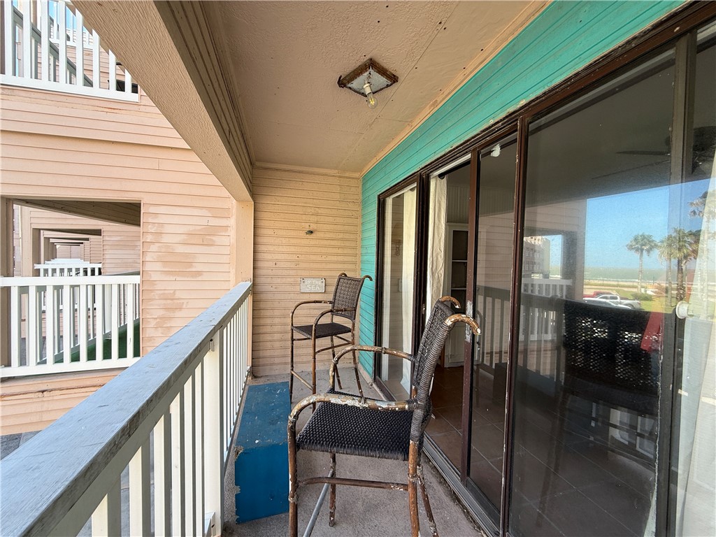 3938 Surfside Blvd 2141 Property Photo 26