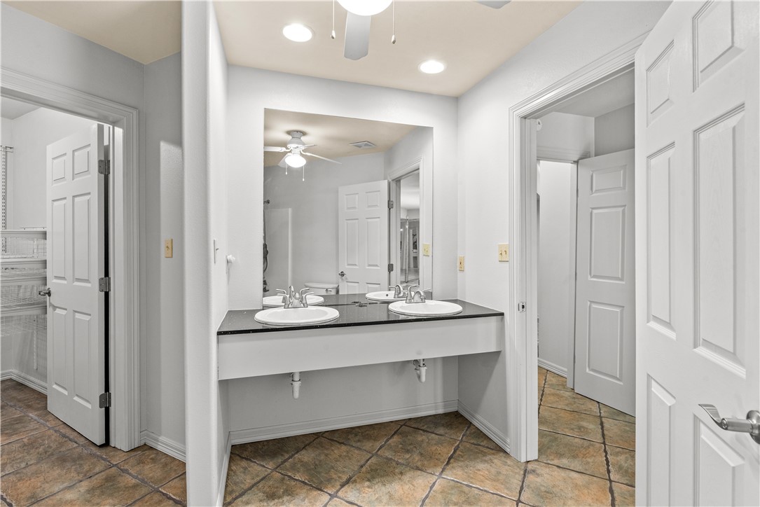 200 Elm St Property Photo 16