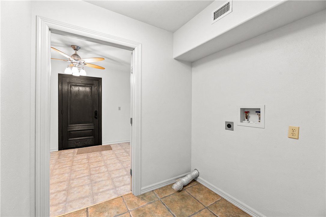 200 Elm St Property Photo 18