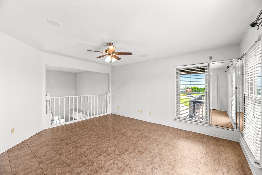 200 Elm St Property Photo 25