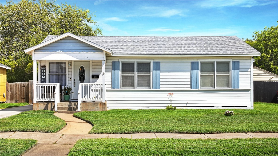 1058 Vaky St Property Photo 1