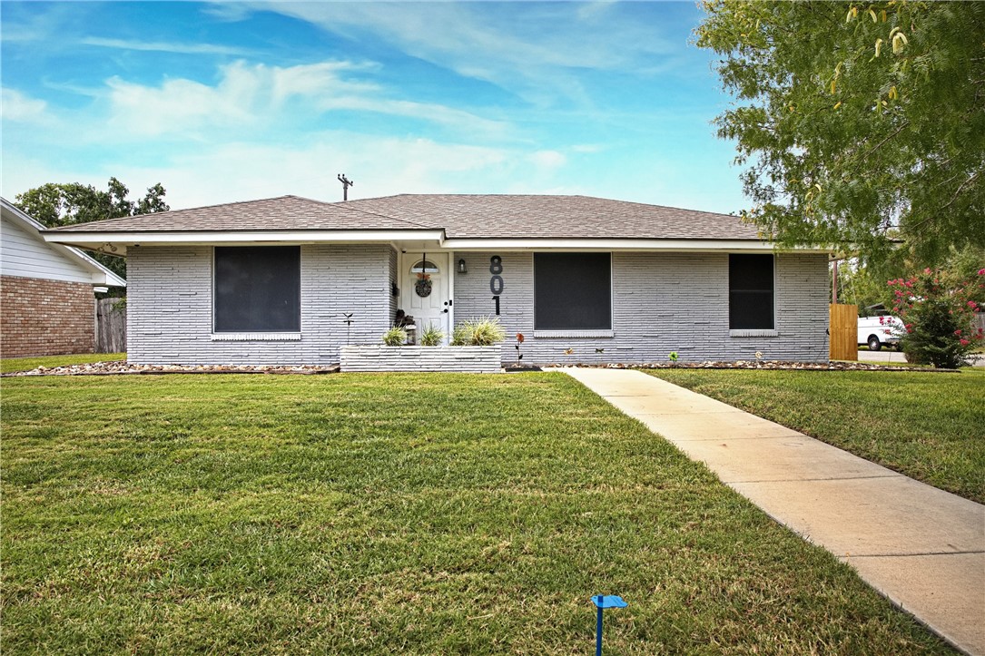 801 Belmeade Dr