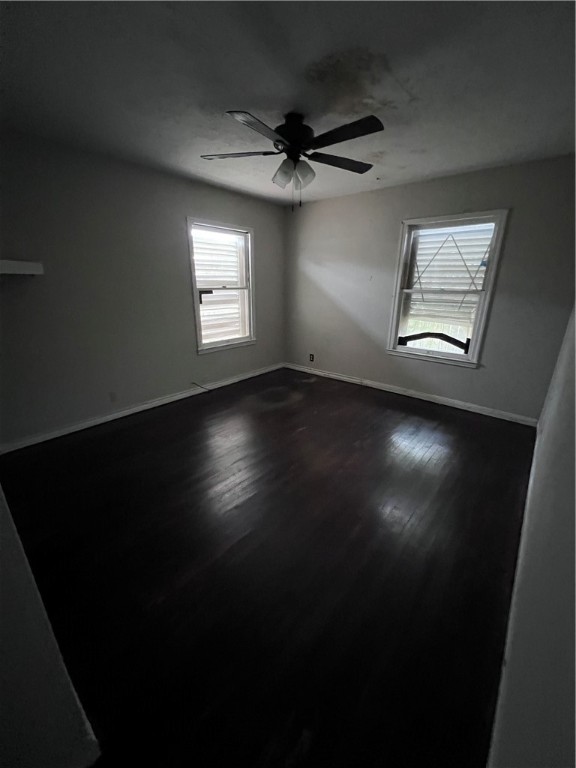 934 Rickey Dr Property Photo 3
