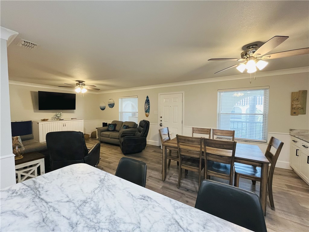 14921 Windward Dr 204 Property Photo 7