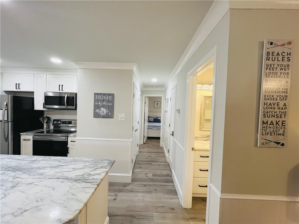 14921 Windward Dr 204 Property Photo 10