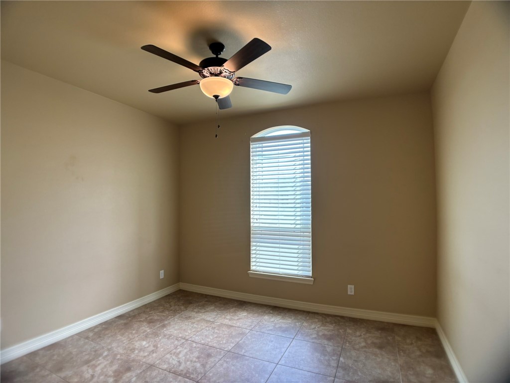 7614 Granite Dr Property Photo 18