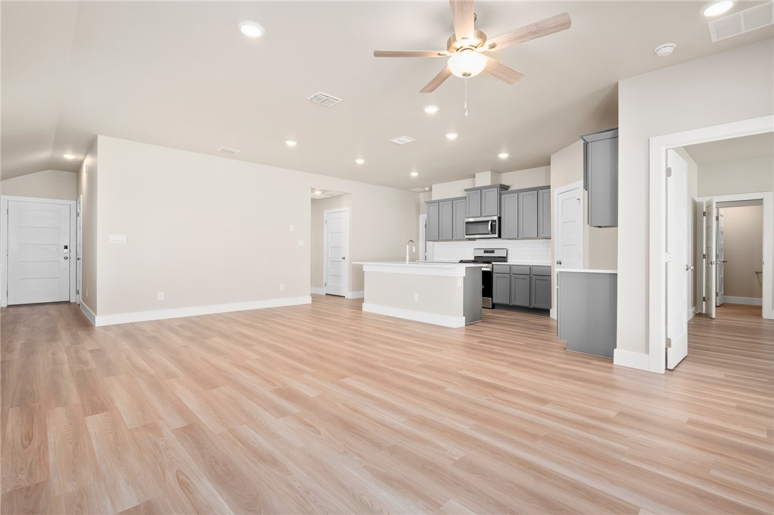 1013 St Croix Dr Property Photo 10