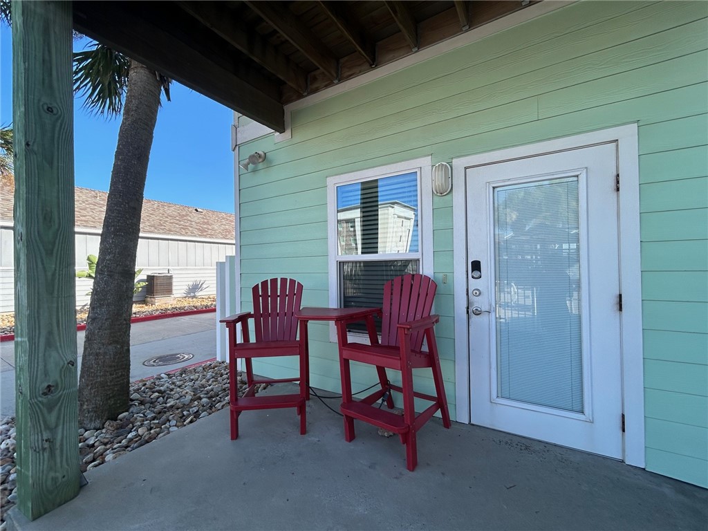 2212 State Highway 361 211 Property Photo 1