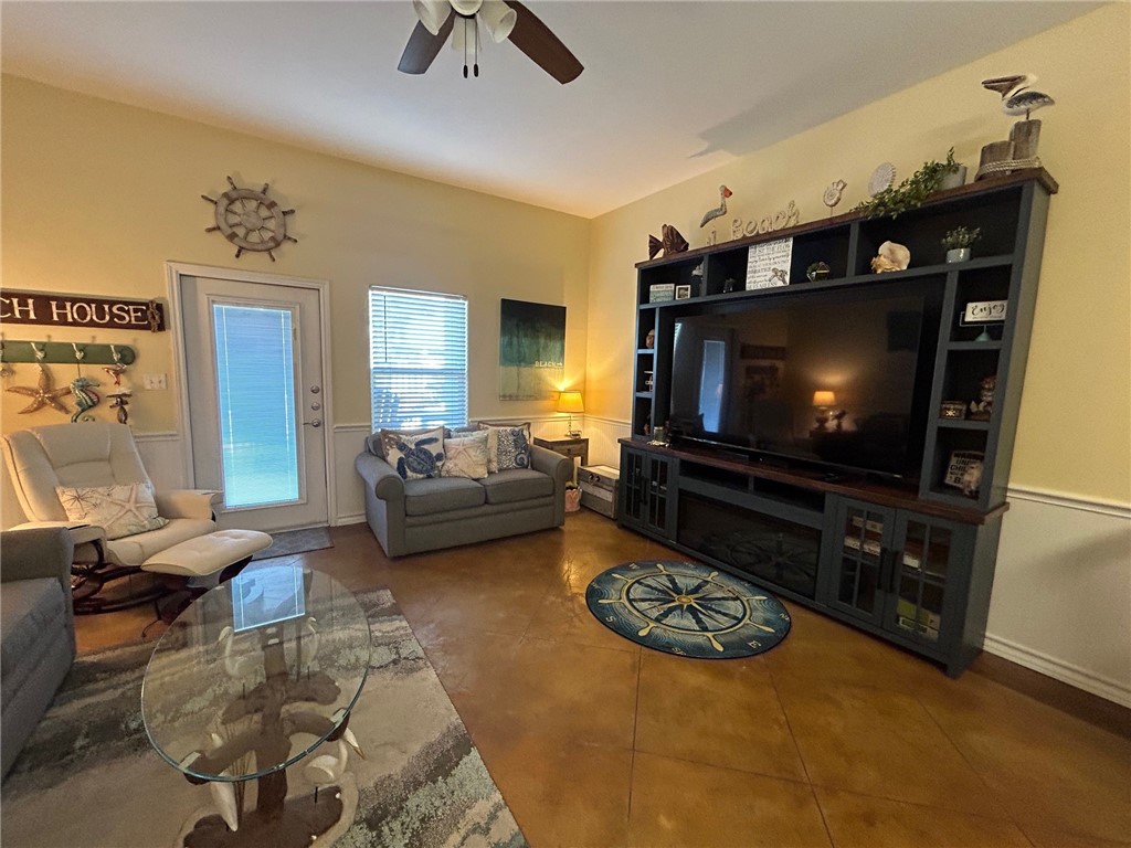 2212 State Highway 361 211 Property Photo 6