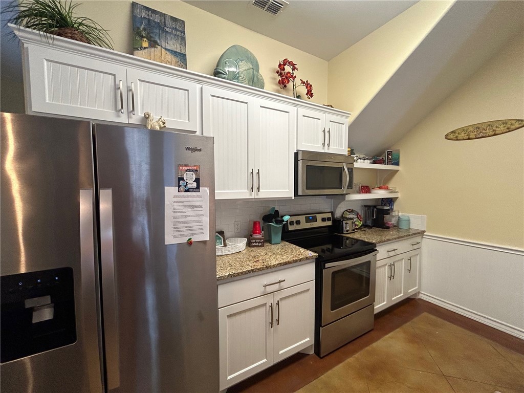 2212 State Highway 361 211 Property Photo 11