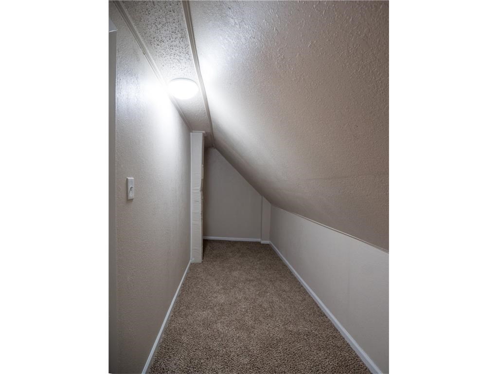 3426 Charlotte Dr Property Photo 17