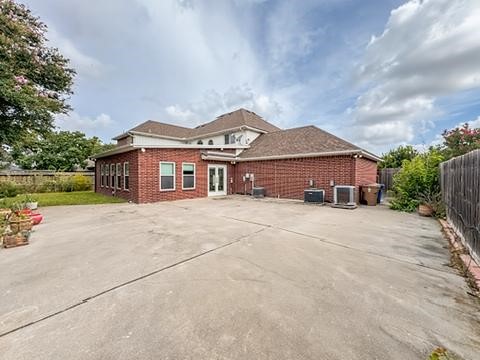 4513 Ammer Lake Dr Property Photo 19