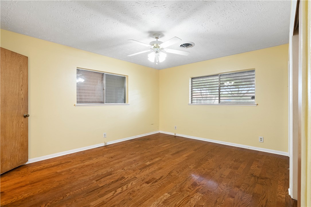 3540 Pecan St Property Photo 14