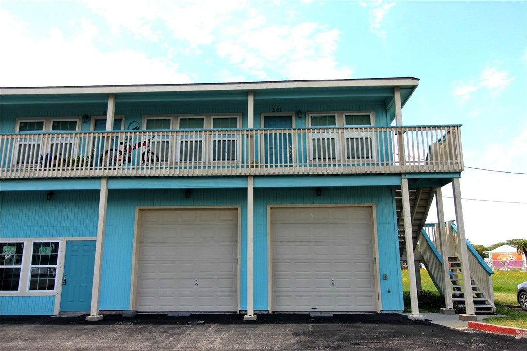 1809 Hillcrest Property Photo 1