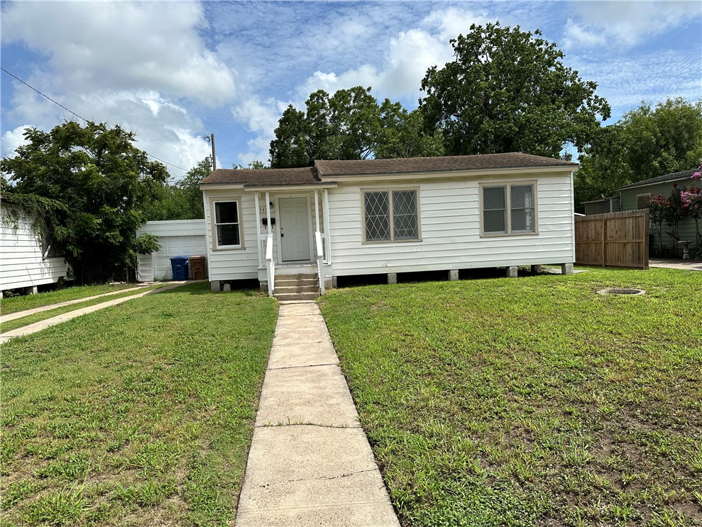 3410 Kenwood Dr Property Photo 1