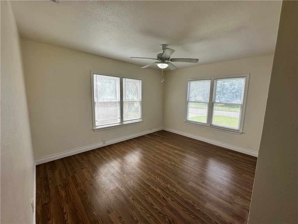 3410 Kenwood Dr Property Photo 10