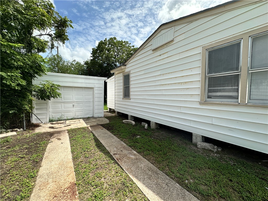 3410 Kenwood Dr Property Photo 30