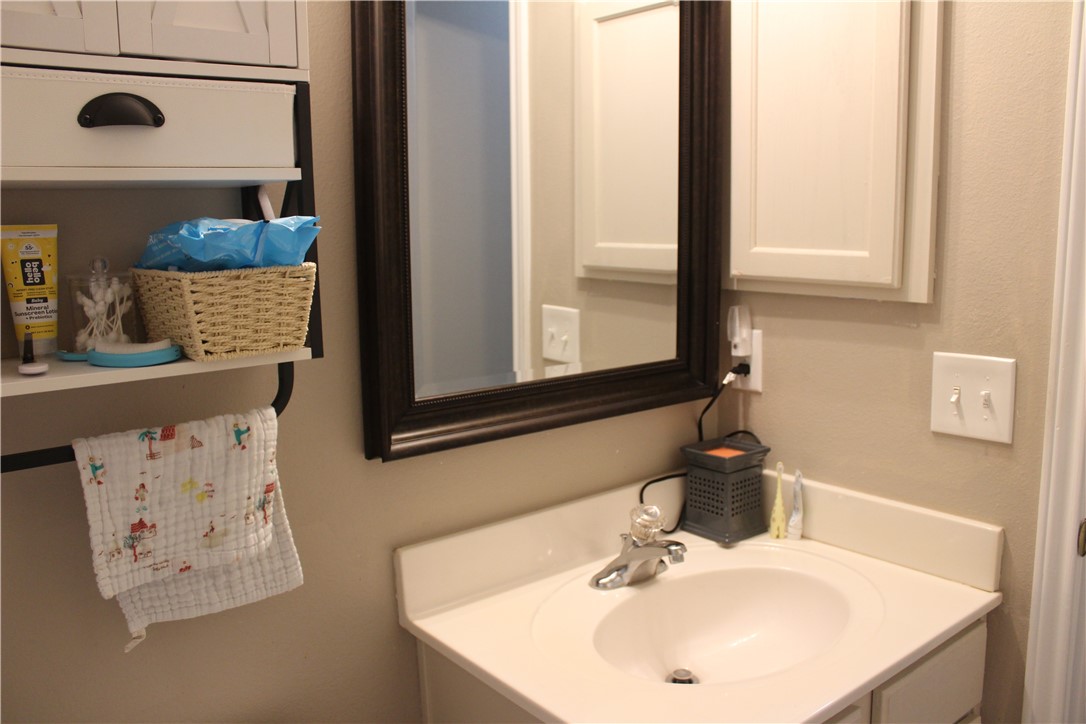 1014 Sacramento Dr Property Photo 22