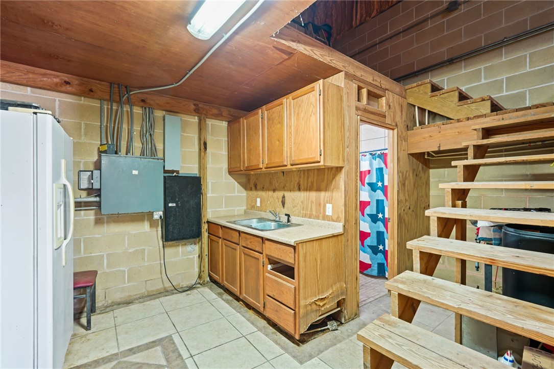 547 E Orange Ave Property Photo 20