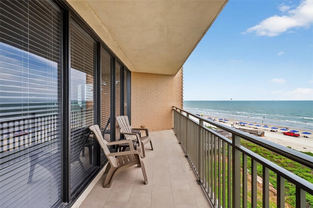 6649 Seacomber Dr 509 Property Photo 12