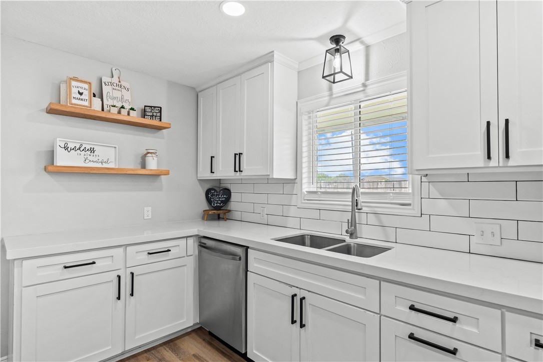 761 Monette Dr Property Photo 10