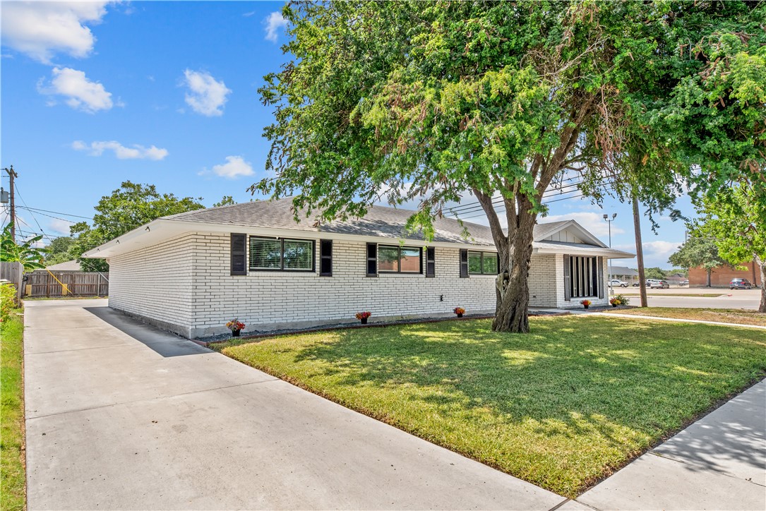 761 Monette Dr Property Photo 25