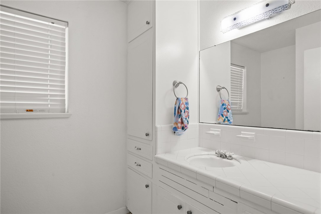 4822 Augusta Dr Property Photo 17